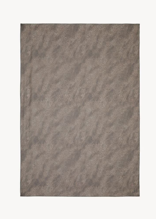 Saint Laurent stole in leopard 