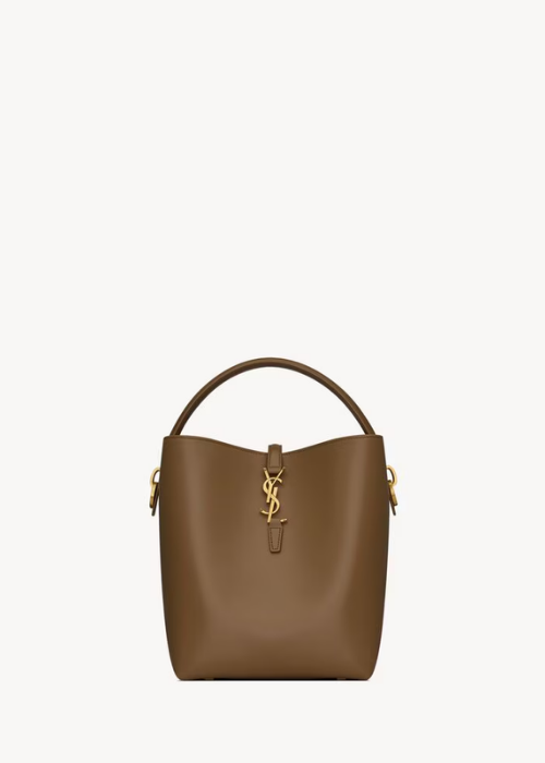 LE 37 small in shiny leather in Brown